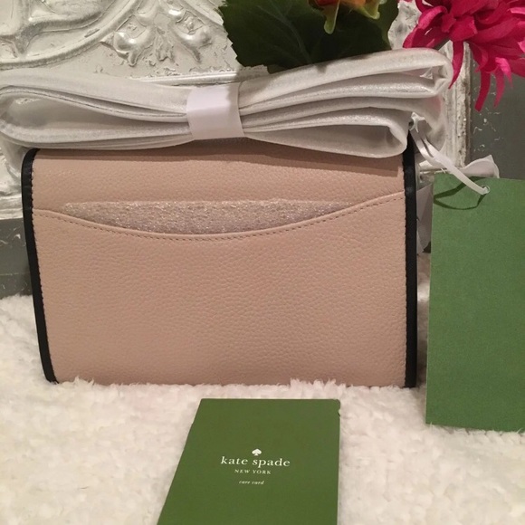 🌸🆕 Kate Spade Crossbody Purse🌸Sold - Picture 5 of 6